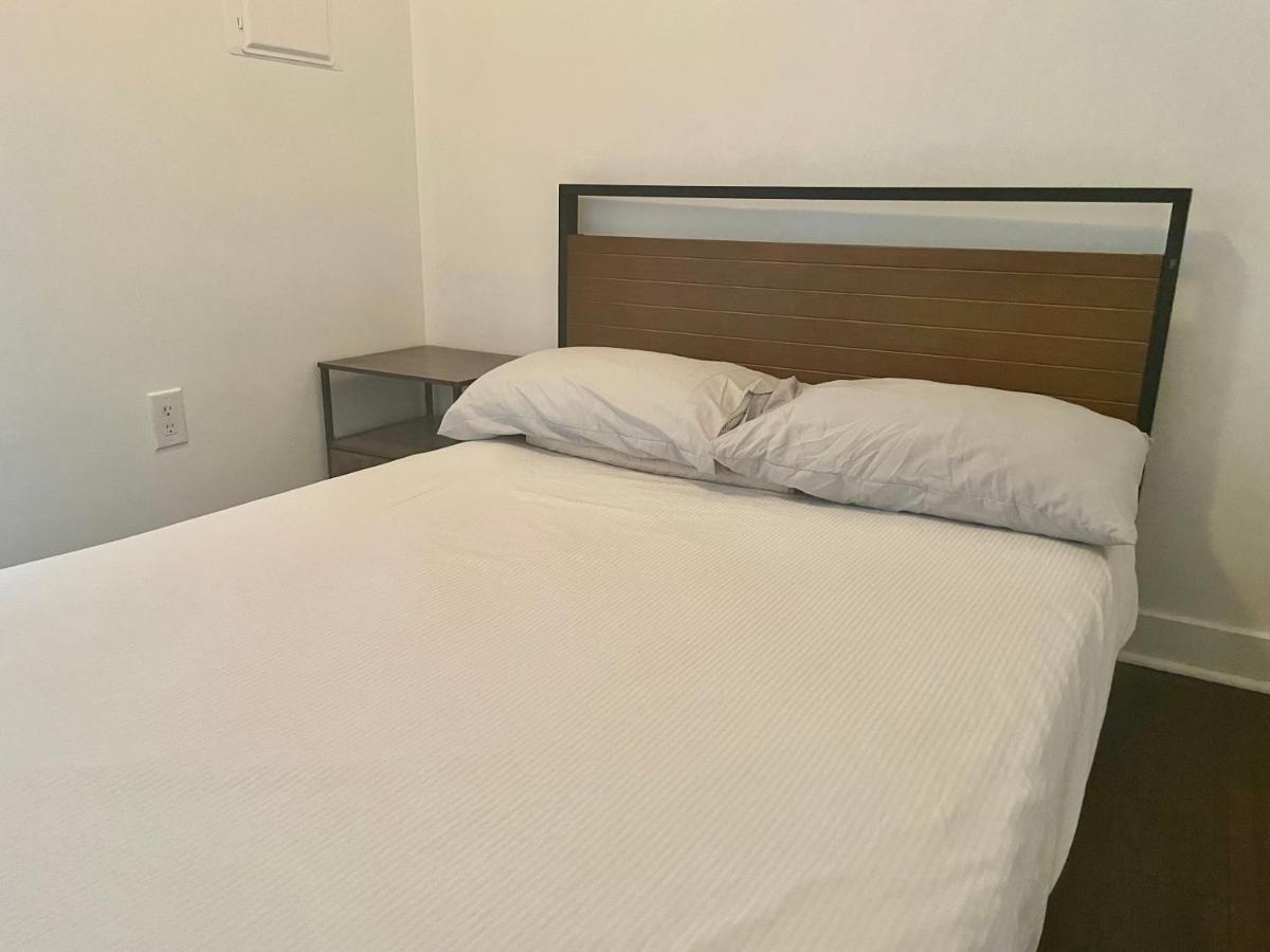 Three Br Condo Step To Cn Tower Rogers Center With Free Parking Τορόντο Εξωτερικό φωτογραφία