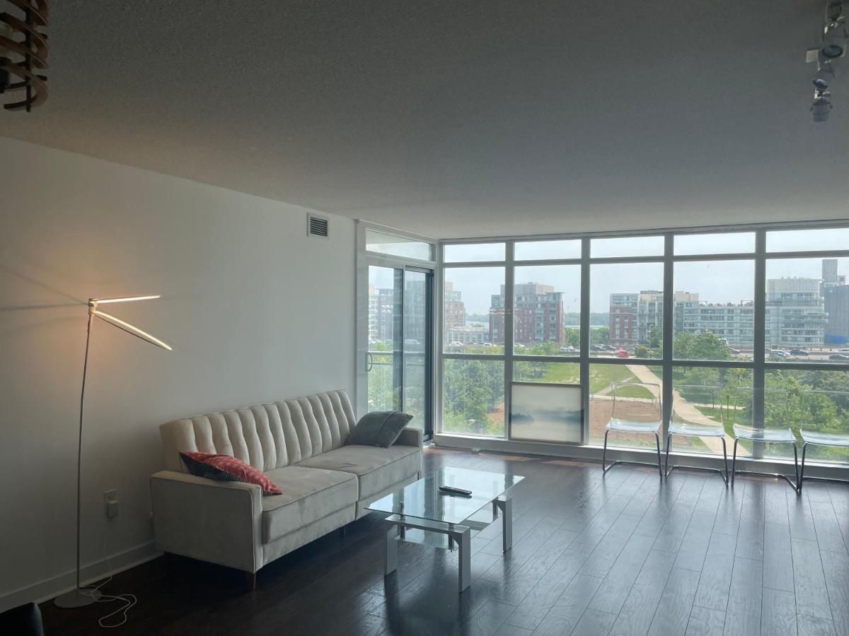 Three Br Condo Step To Cn Tower Rogers Center With Free Parking Τορόντο Εξωτερικό φωτογραφία