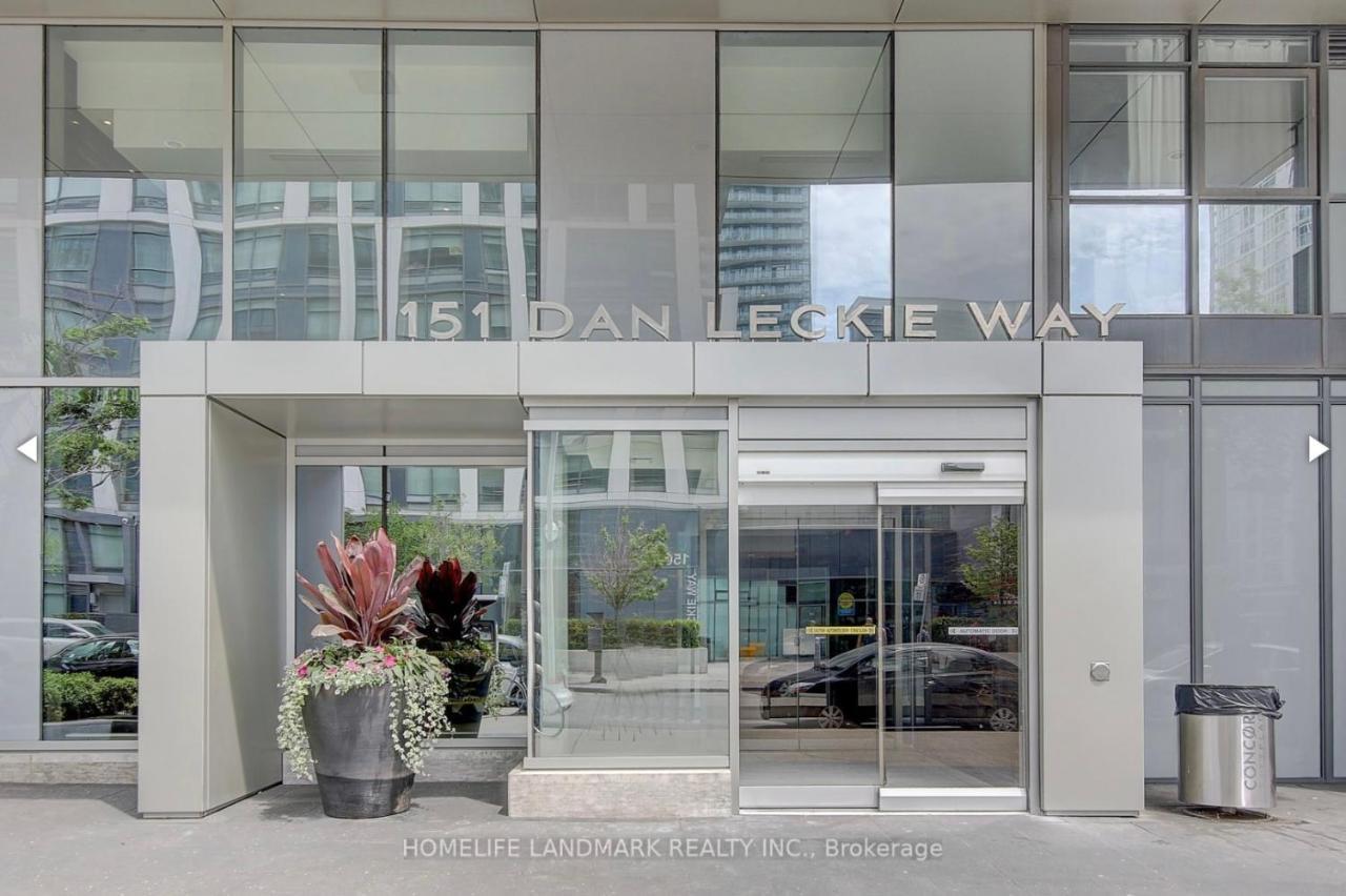 Three Br Condo Step To Cn Tower Rogers Center With Free Parking Τορόντο Εξωτερικό φωτογραφία